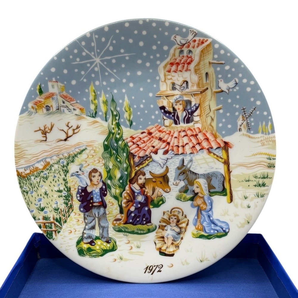 Royal Limoges France 1972 The Nativity Les Santons de Noel Plate Roch Popelier